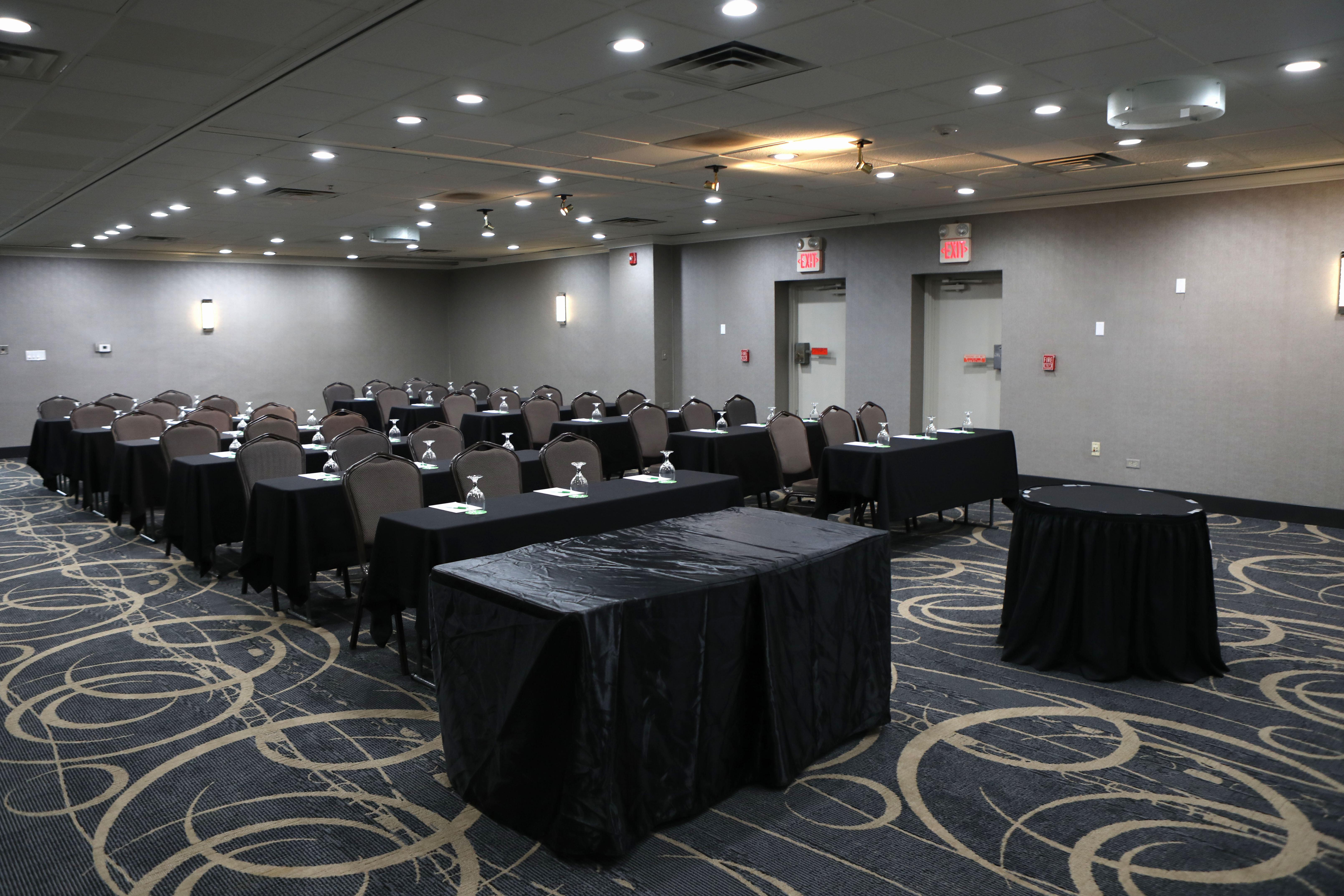 Holiday Inn Chicago/Oak Brook By Ihg Oakbrook Terrace Ngoại thất bức ảnh