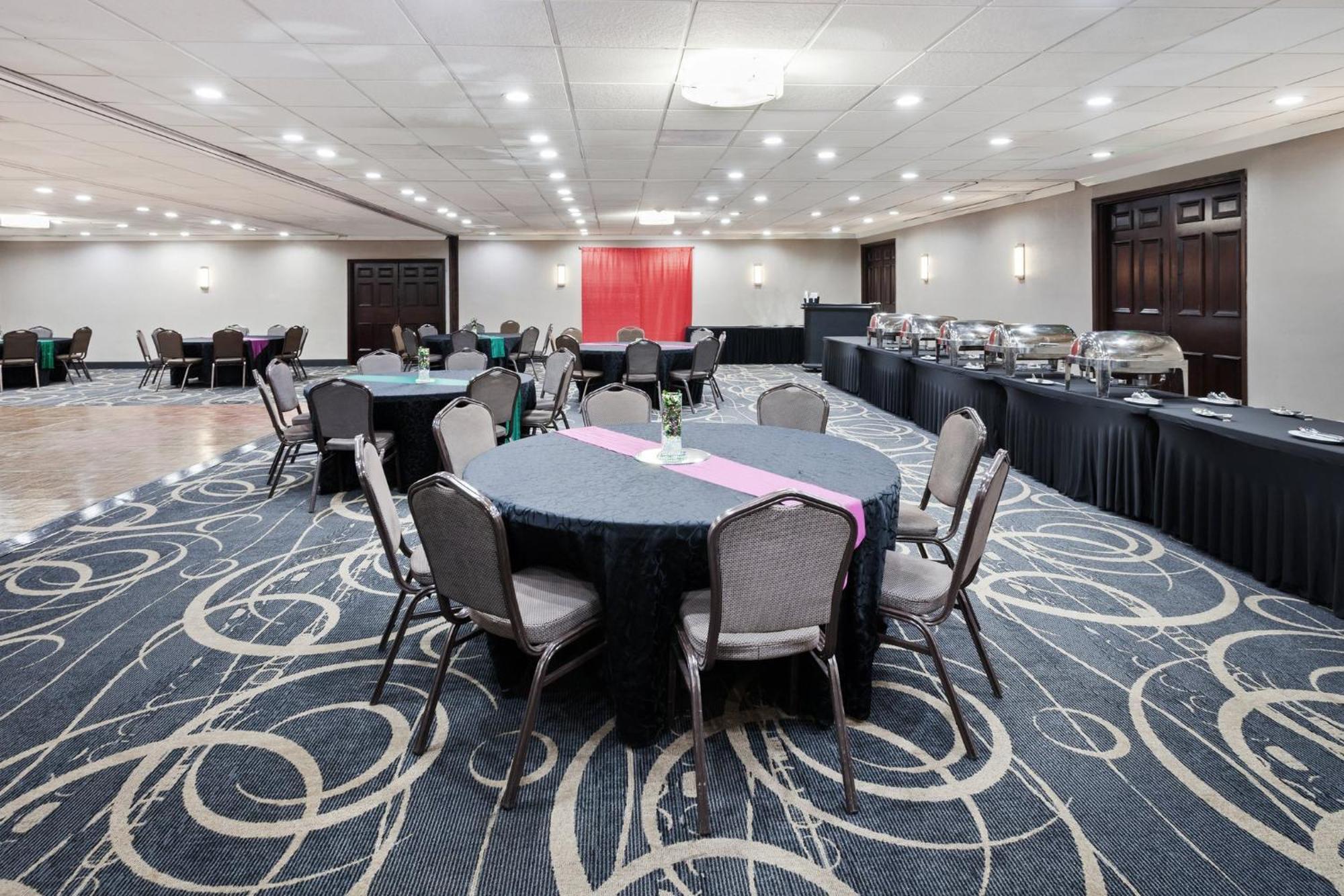 Holiday Inn Chicago/Oak Brook By Ihg Oakbrook Terrace Ngoại thất bức ảnh