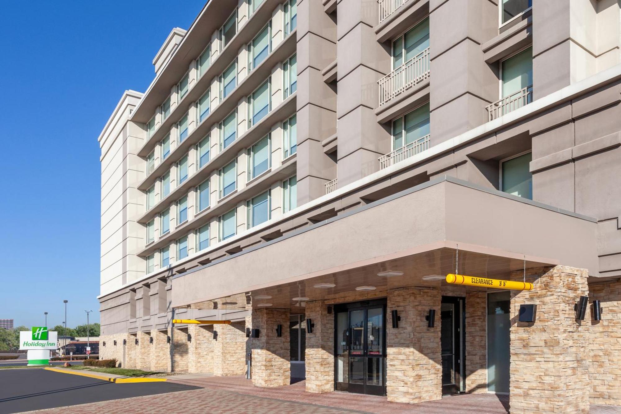 Holiday Inn Chicago/Oak Brook By Ihg Oakbrook Terrace Ngoại thất bức ảnh